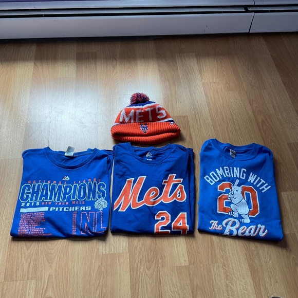 Mets Bundle- 3 T-shirts XL and Hat - Picture 2 of 11